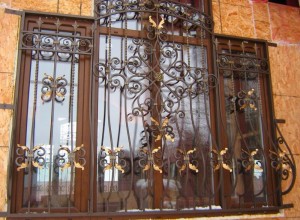 reshetka-na-okno-2.jpg reshetka-na-okno-2.jpg