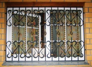 reshetka-na-okno-3.jpg reshetka-na-okno-3.jpg